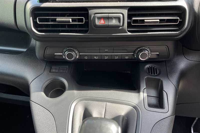 Vauxhall Combo Life 1.5 Turbo D Se XL Mpv 6Spd Euro Grey #15