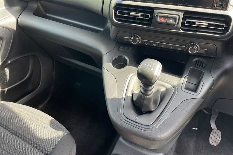 Vauxhall Combo Life 1.5 Turbo D Se XL Mpv 6Spd Euro Grey #14