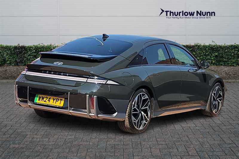 Hyundai Ioniq 6 77.4Kwh Premium Saloon 228 Ps Green #3