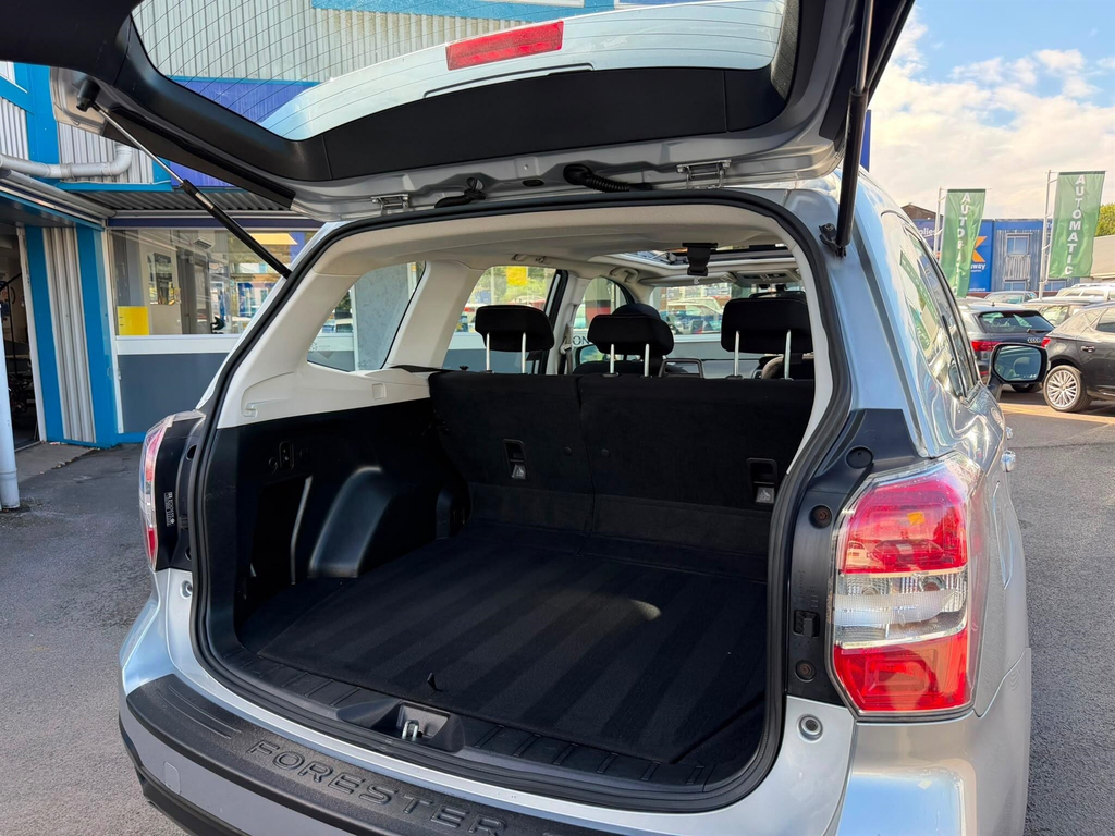 Subaru Forester 2.0D Xc 4X4 Spec-silver-sh-great Family 4X4 For Su Silver #18