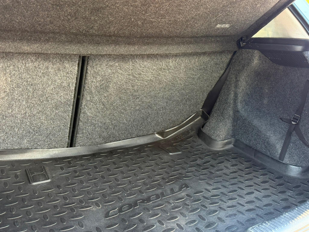 Toyota Corolla Hatchback Grey #18