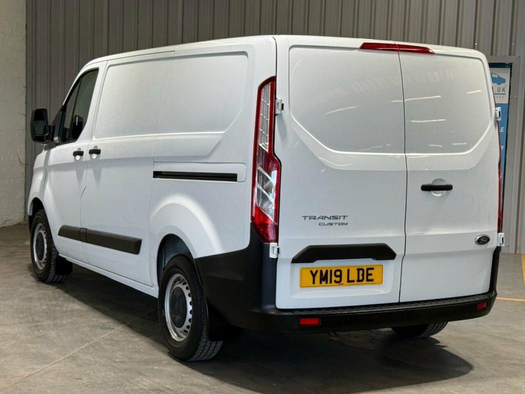 Ford Transit Custom 2L Null White #2