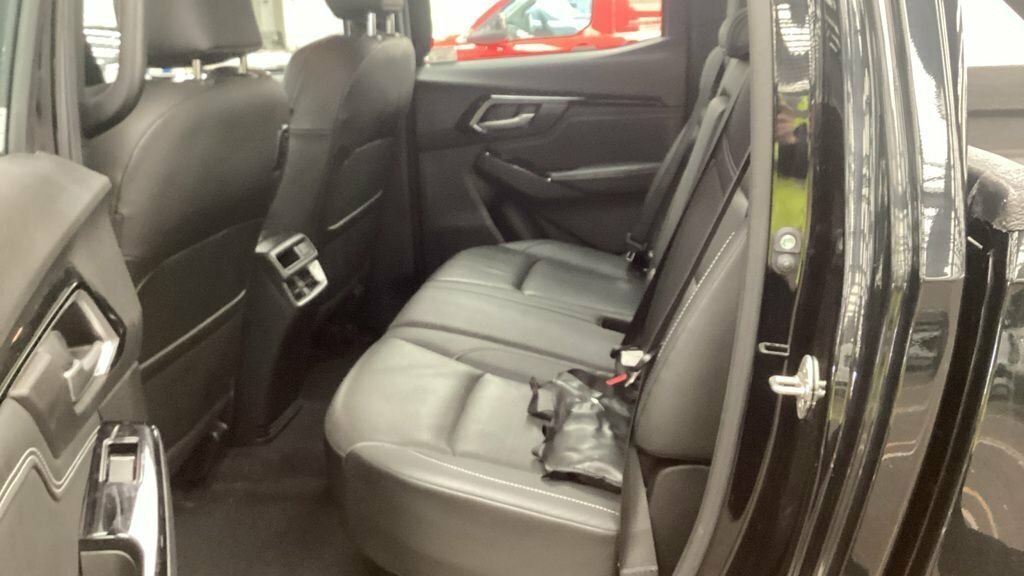 Isuzu D-Max 1.9 Td 164 Dl40 4Wd Double Cab With Truckman Top A Red #7