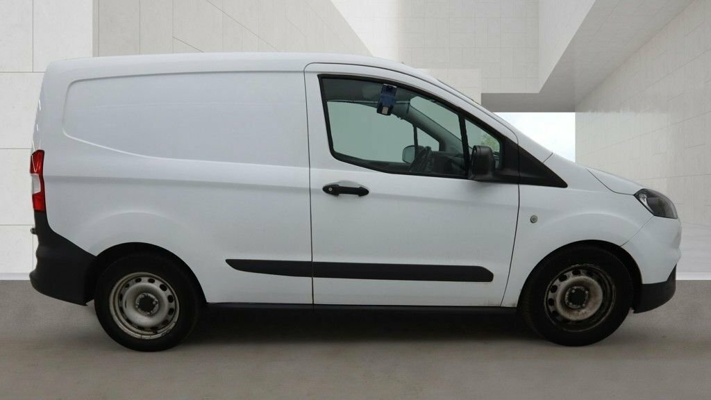 Ford Transit Courier 1L Leader White #5