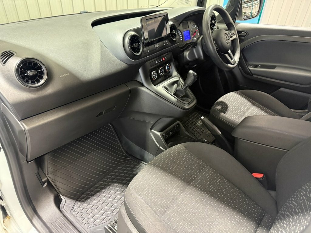 Mercedes-Benz CITAN 1.5L Progressive White #3