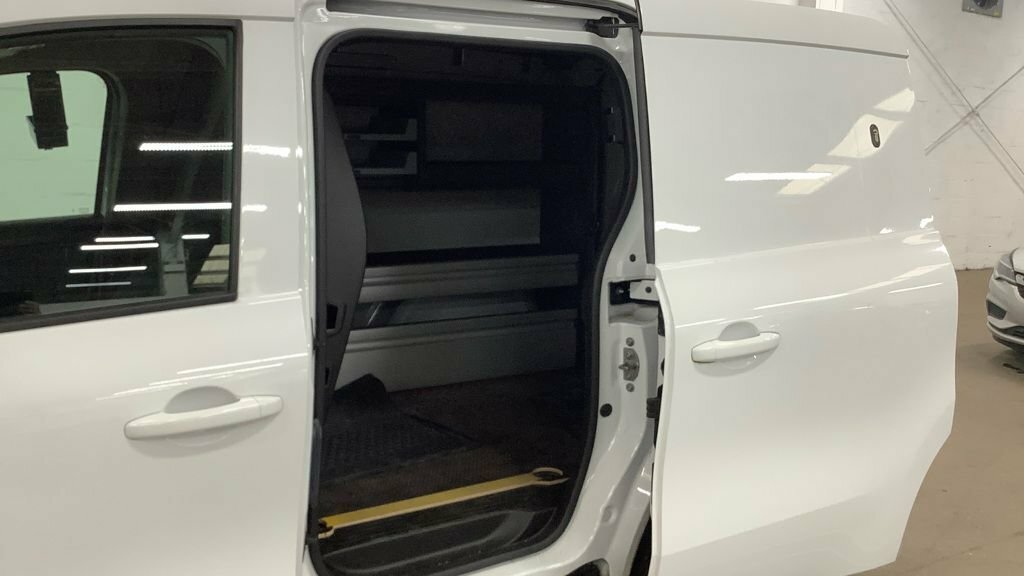 Mercedes-Benz CITAN 90Kw 45Kwh Progressive Van White #10