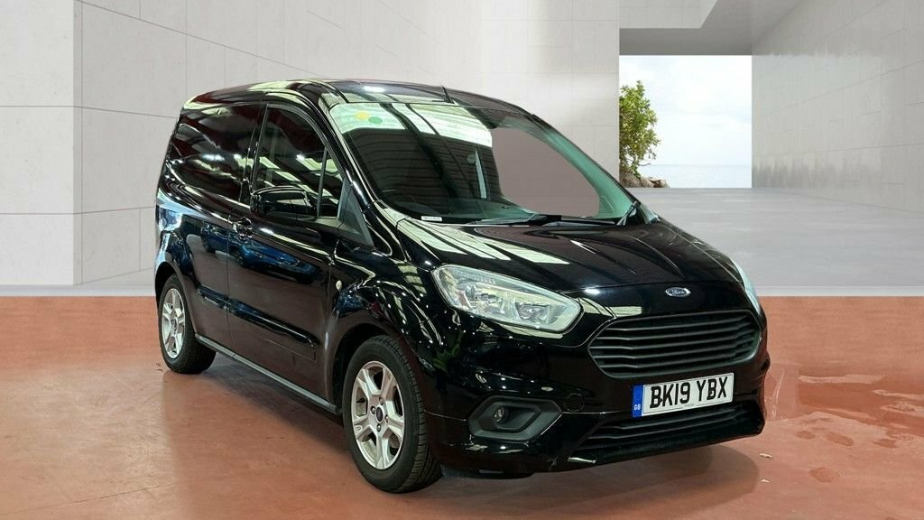 Ford Transit Courier 1.5L Limited Black