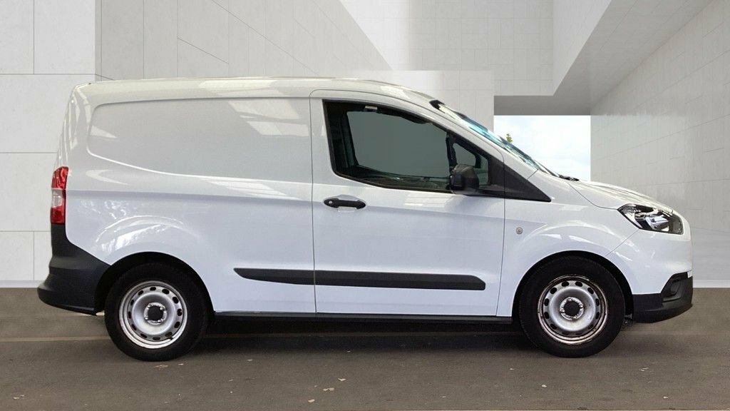 Ford Transit Courier 1L Leader White #5