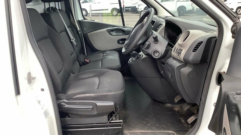 Renault Trafic 1.6Dci 27 L1 Swb Business 118Bhp Euro6 Ulez White #9