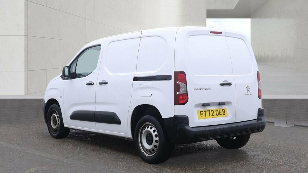 Peugeot Partner 1.5L Professional Premium White #2