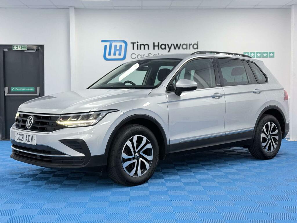 Volkswagen Tiguan 2.0 Tdi Active Euro 6 Ss Silver #2