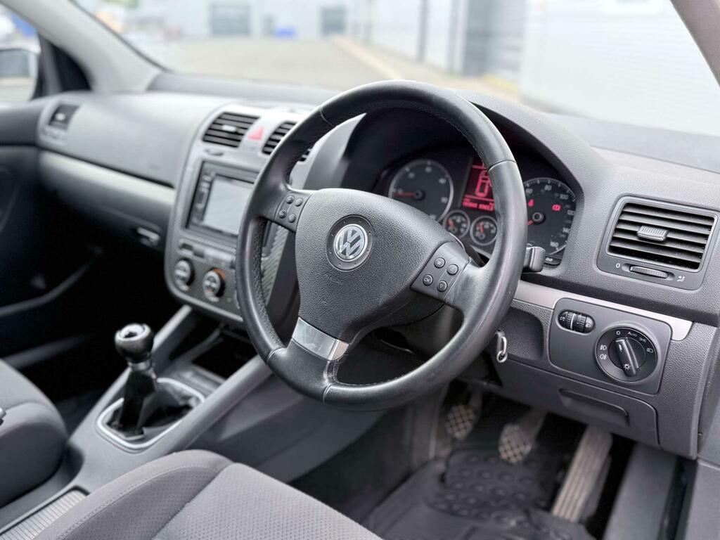 Volkswagen Golf 2.0 Tdi Gt Sport Black #5