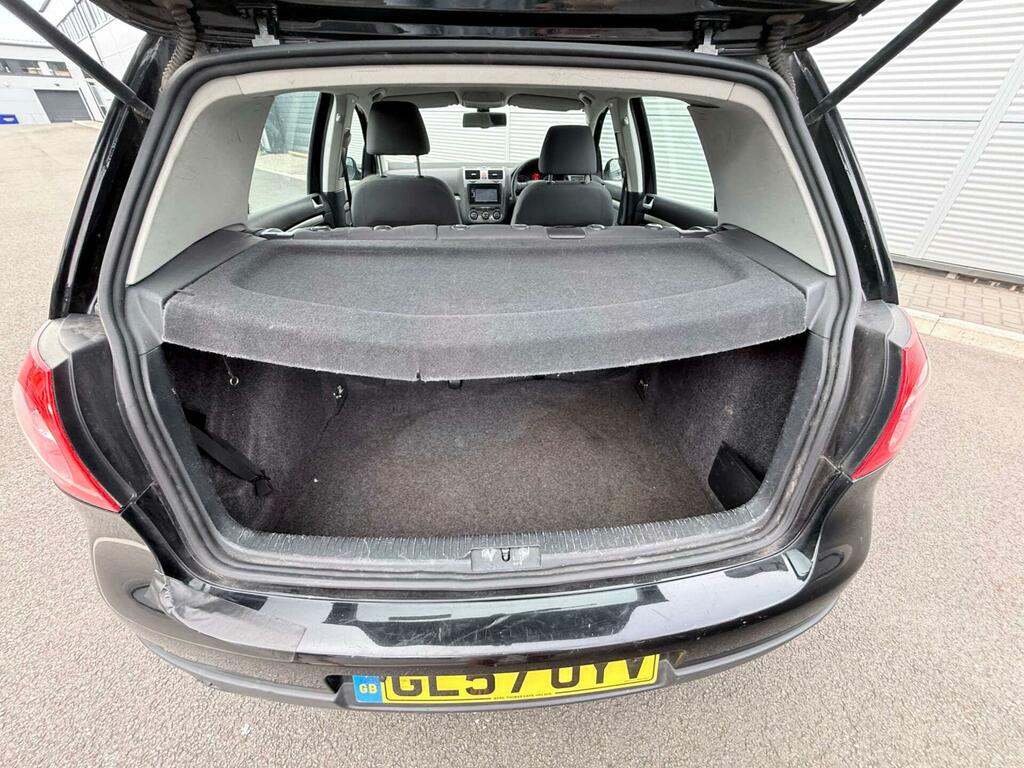 Volkswagen Golf 2.0 Tdi Gt Sport Black #10