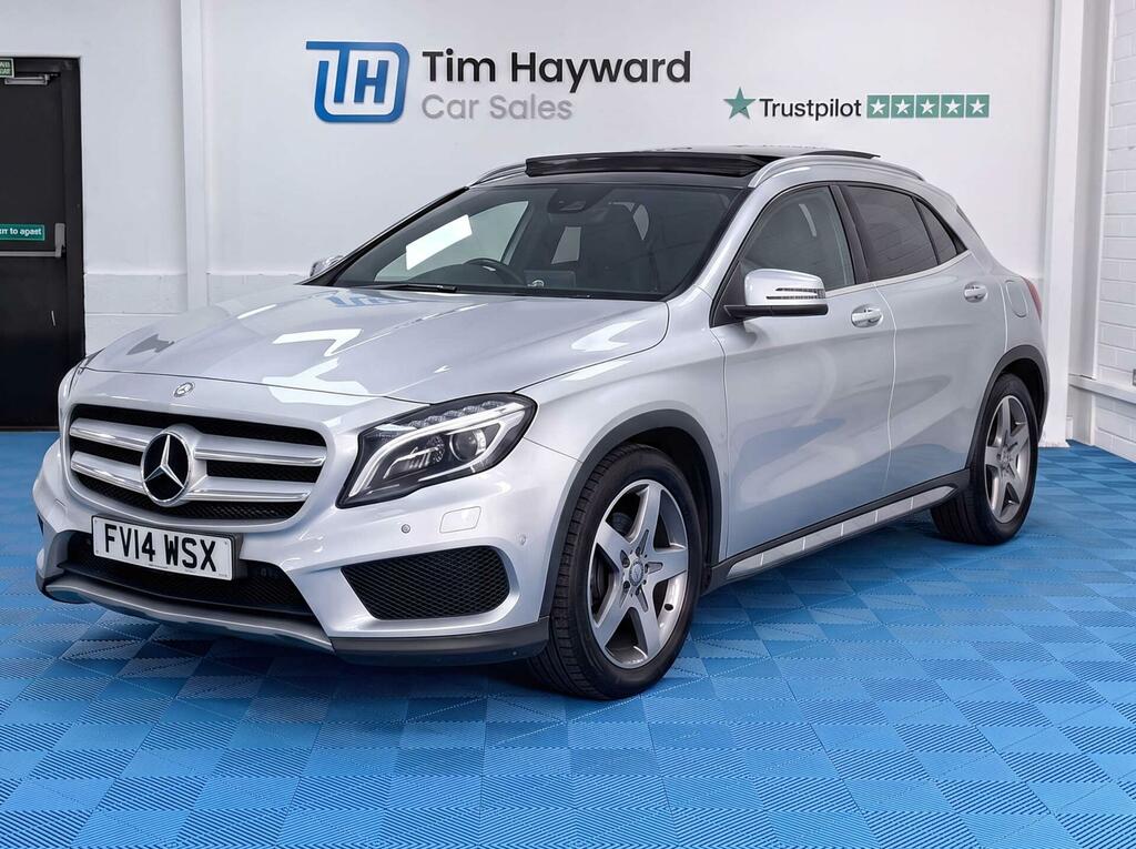 Mercedes-Benz GLA Class Amg Line Silver #2