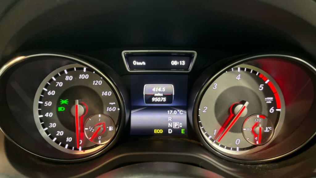 Mercedes-Benz GLA Class Gla 250 4Matic Amg Line Premium Plus Red #8