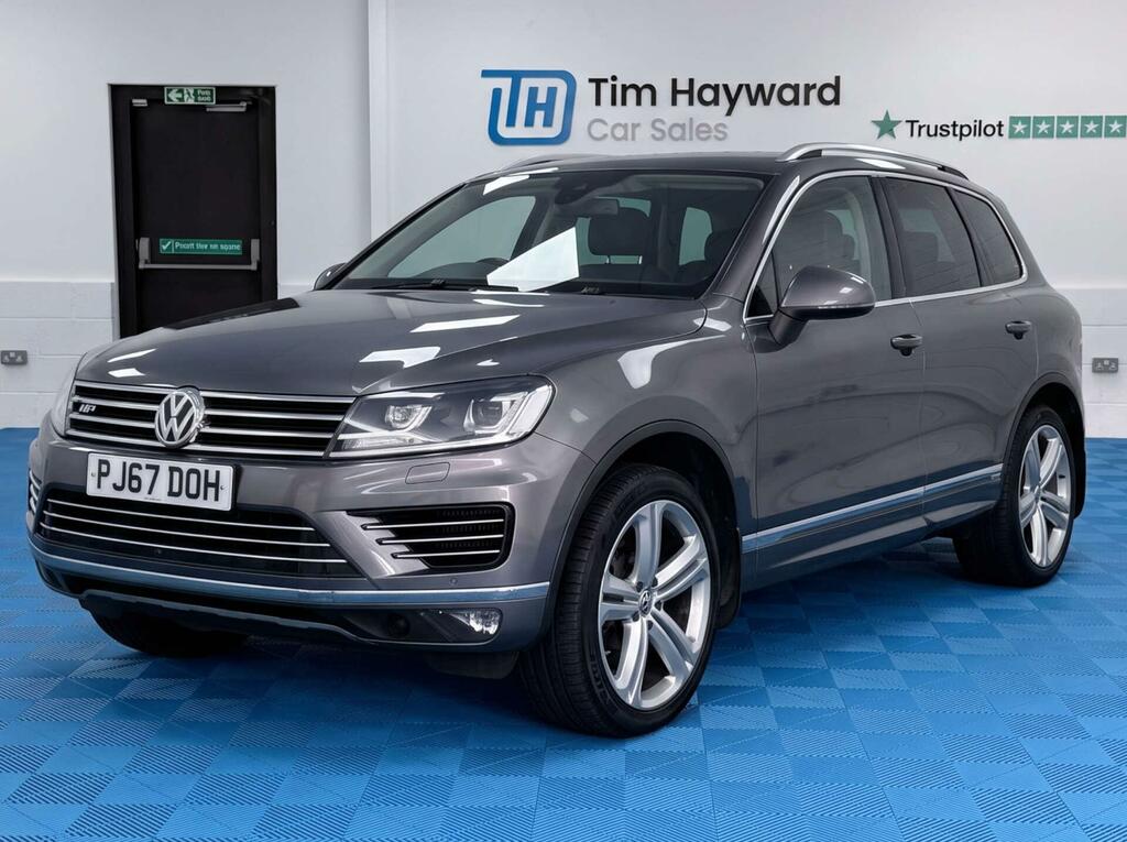 Volkswagen Touareg R-line Plus Grey #2