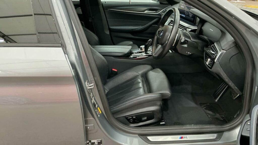 BMW 5 Series 530D Xdrive M Sport Saloon Black #9