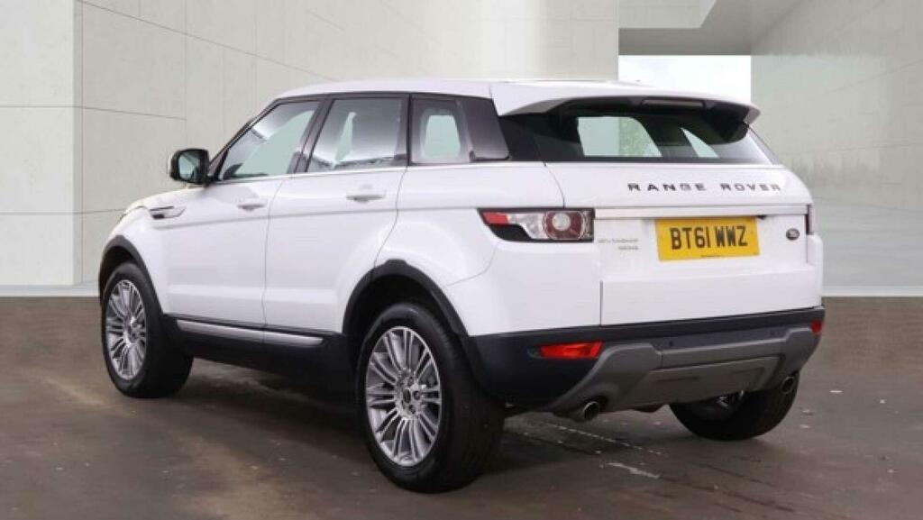 Land Rover Range Rover Evoque Prestige White #3