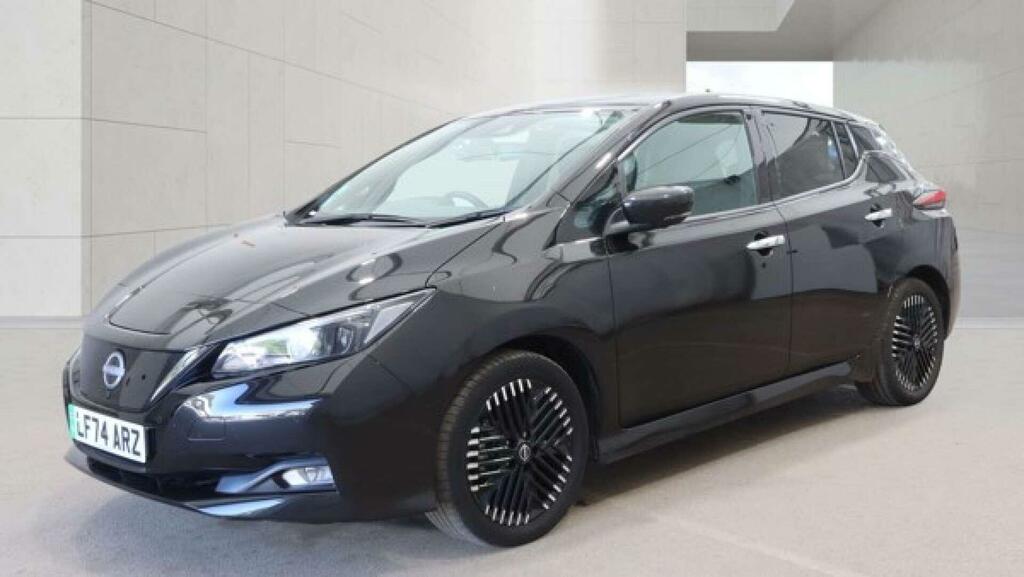 Nissan Leaf N-connecta Black #2
