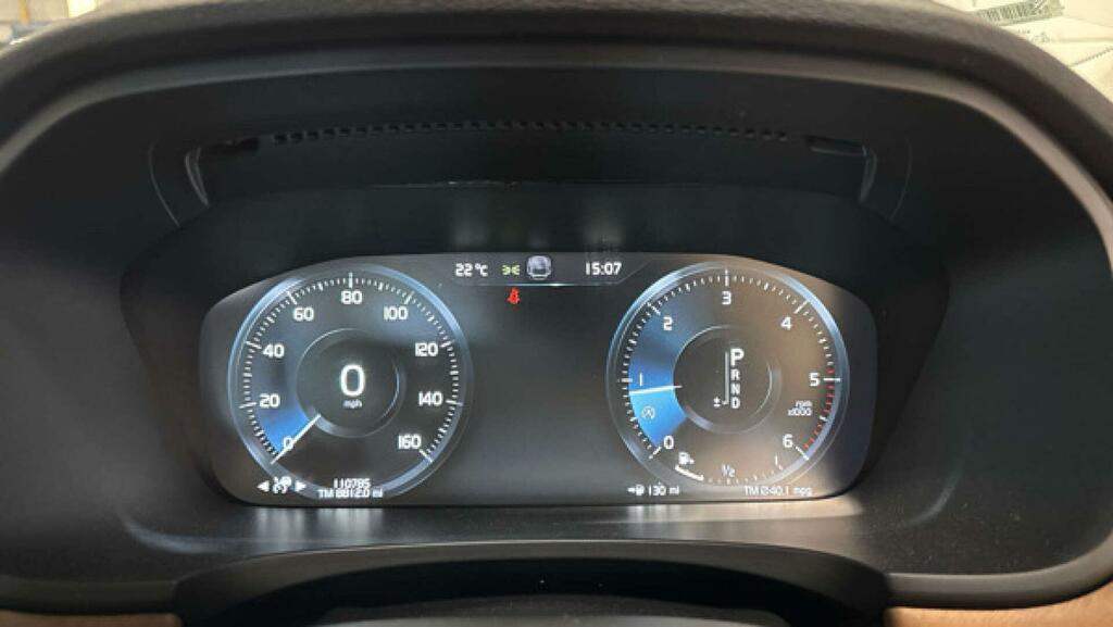 Volvo V90 D4 Inscription Estate Silver #8
