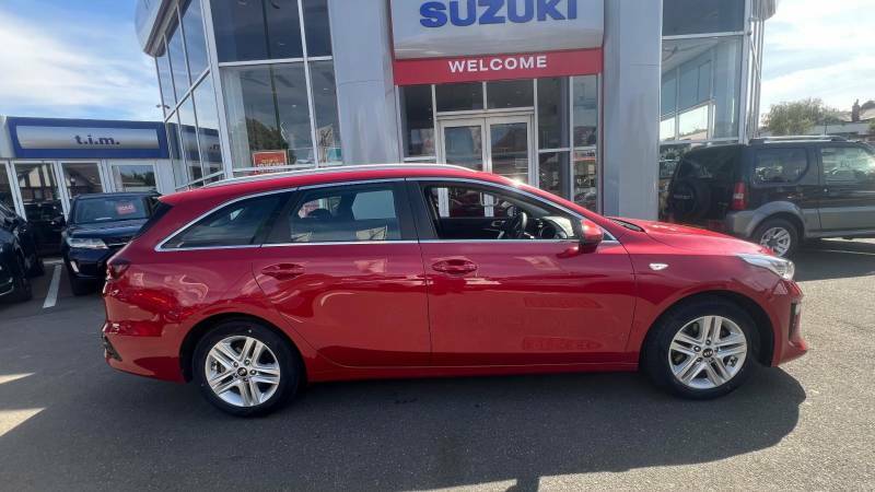 Kia Ceed 1.0T Gdi Isg 2 Red #2