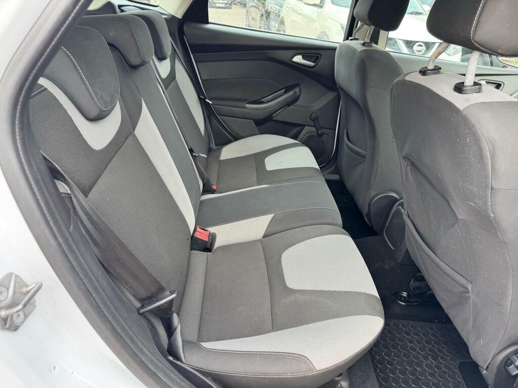 Ford Focus 1.0T Ecoboost Zetec Euro 5 Ss White #21