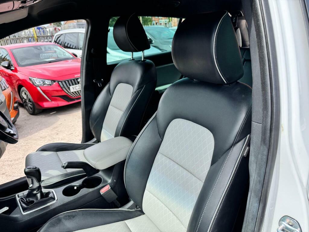 Kia Sportage 1.6T Gdi Gt-line Dct Awd Red #33