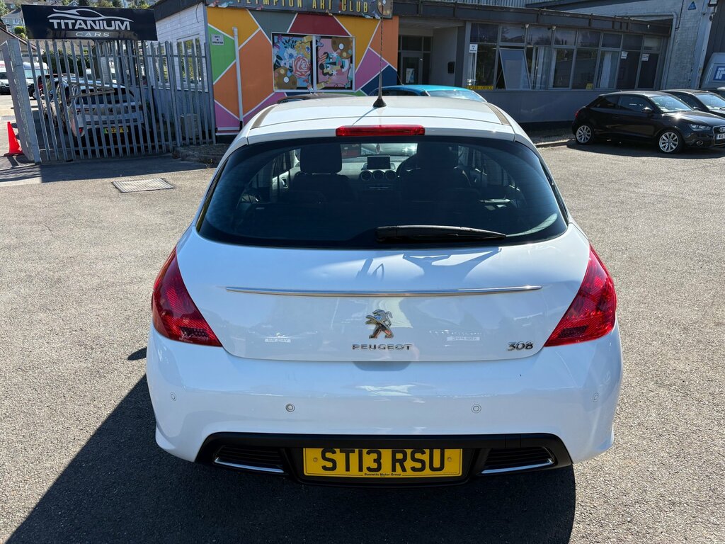 Peugeot 308 1.6 Hdi Active Hatchback Euro 5 White #6
