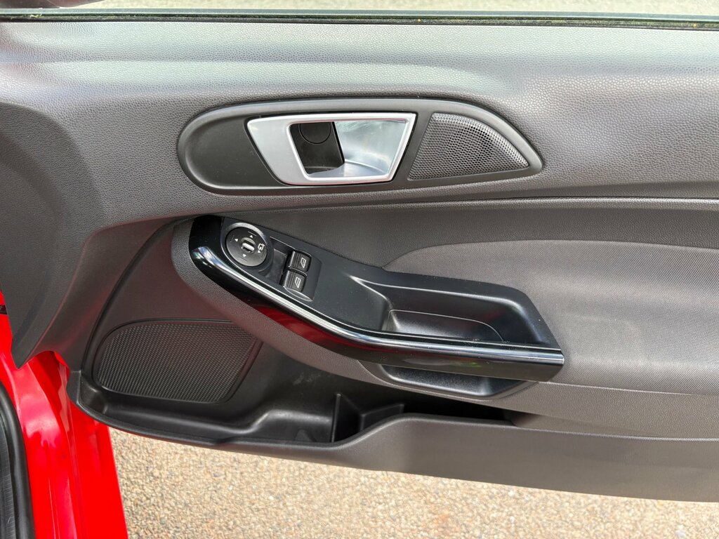 Ford Fiesta Fiesta Zetec Black #16
