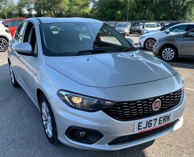 Fiat Tipo 1.4 Tipo Hatchback 1.4 95Hp Easy Plus Grey