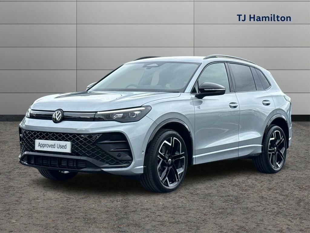Volkswagen Tiguan Life White #13