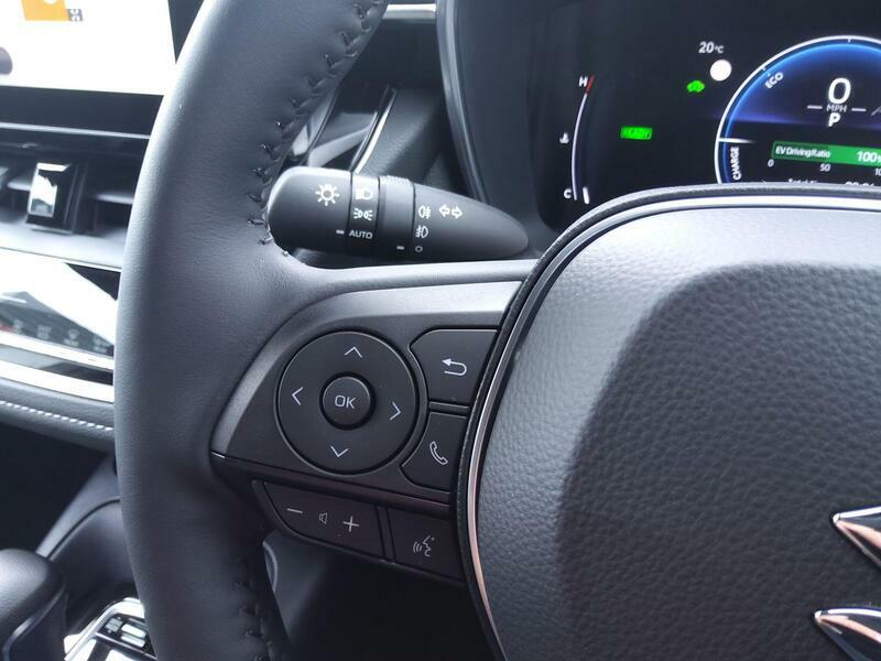 Suzuki Swace 1.8 Hybrid Motion Cvt White #13
