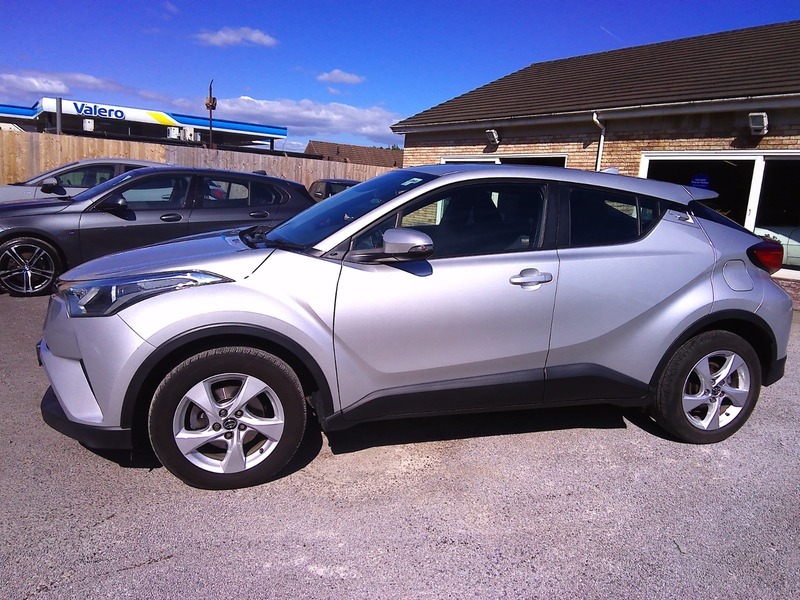 Toyota C-Hr Icon Silver #4