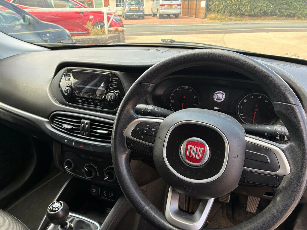 Fiat Tipo 1.4 Easy Hatchback Grey #6