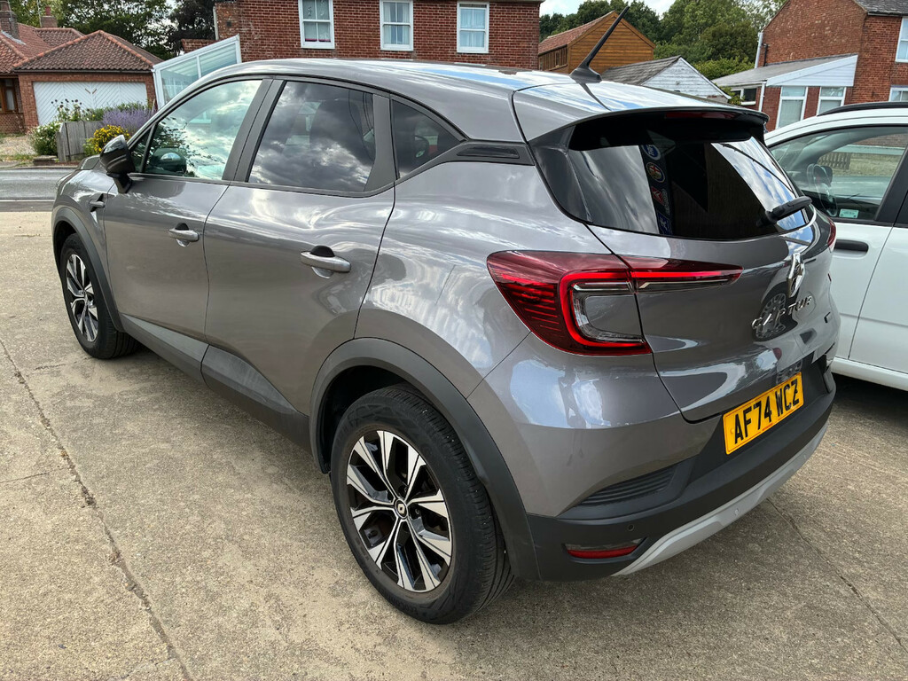 Renault Captur 1.6 E-tech Full Hybrid 145 Evolution Hatc Grey #3