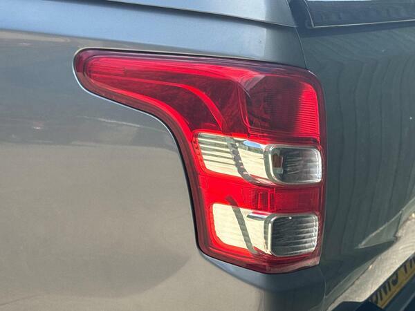 Mitsubishi L200 Double Cab Di-d 181 Barbarian Svp Ii 4Wd #42