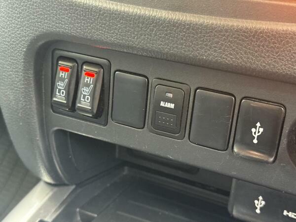 Mitsubishi L200 Double Cab Di-d 181 Barbarian Svp Ii 4Wd #14