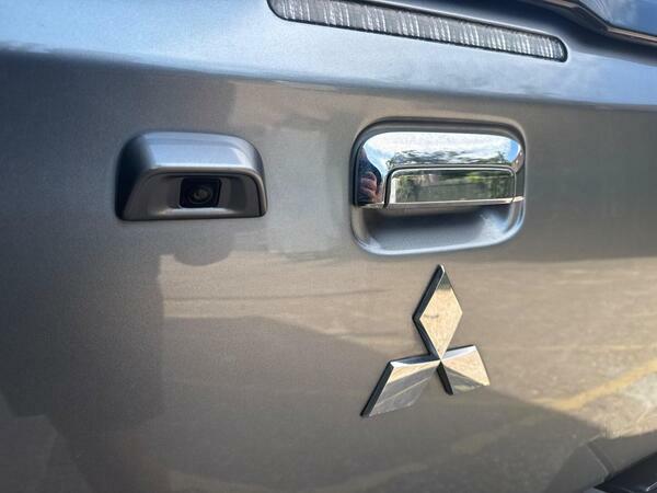 Mitsubishi L200 Double Cab Di-d 181 Barbarian Svp Ii 4Wd #45