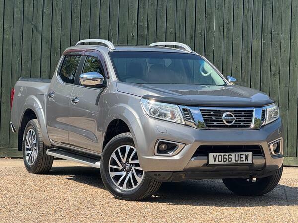 Nissan Navara 2.3 Dci Tekna 4Wd Euro 6 Ss Grey
