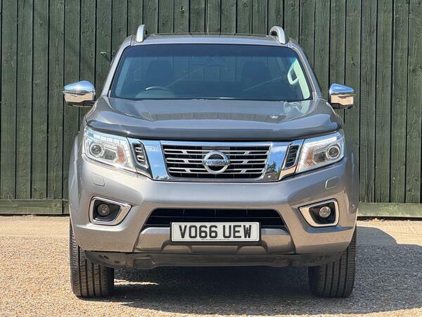 Nissan Navara 2.3 Dci Tekna 4Wd Euro 6 Ss Grey #5