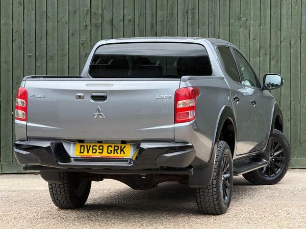 Mitsubishi L200 2.4 Di-d Dc Barbarian 4Wd Euro 6 Green #21