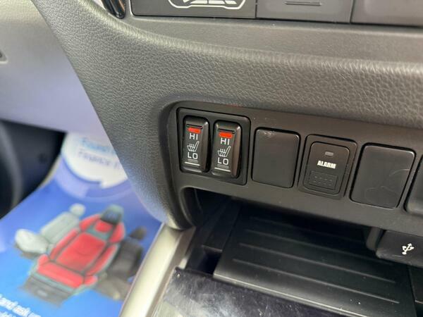 Mitsubishi L200 2.4 Di-d Dc Barbarian 4Wd Euro 6 Green #29