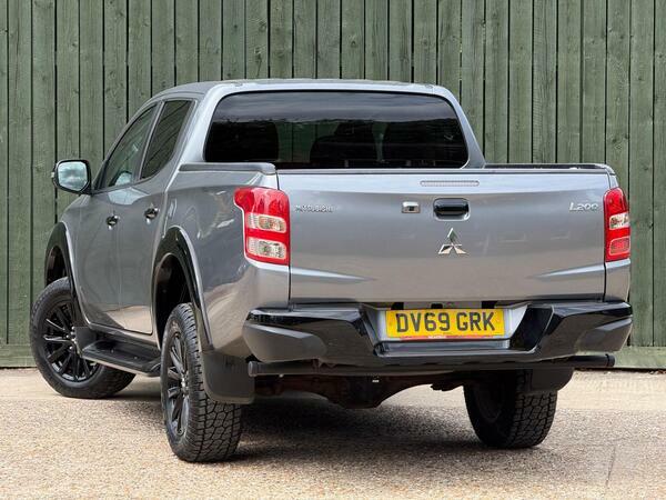Mitsubishi L200 2.4 Di-d Dc Barbarian 4Wd Euro 6 Green #12