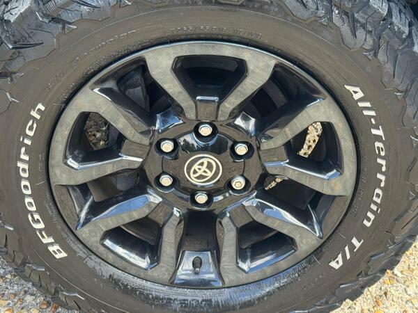Toyota HILUX 2.4 D-4d Invincible X Double Cab Pickup 4Wd E #29
