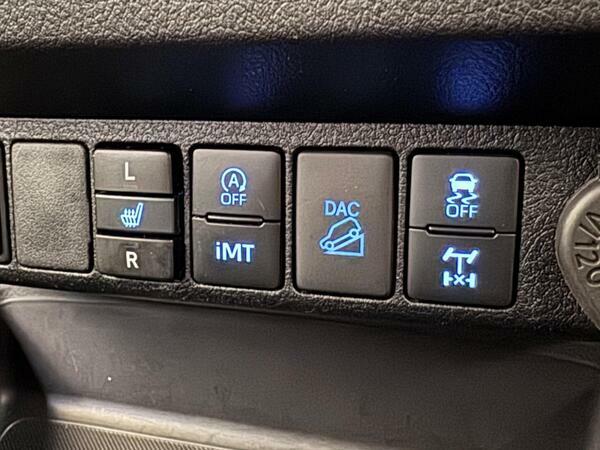 Toyota HILUX 2.4 D-4d Invincible X Double Cab Pickup 4Wd E #17