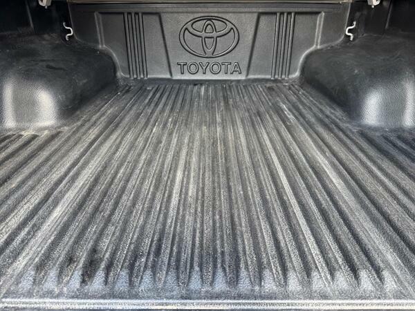Toyota HILUX 2.4 D-4d Invincible X Double Cab Pickup 4Wd E #40