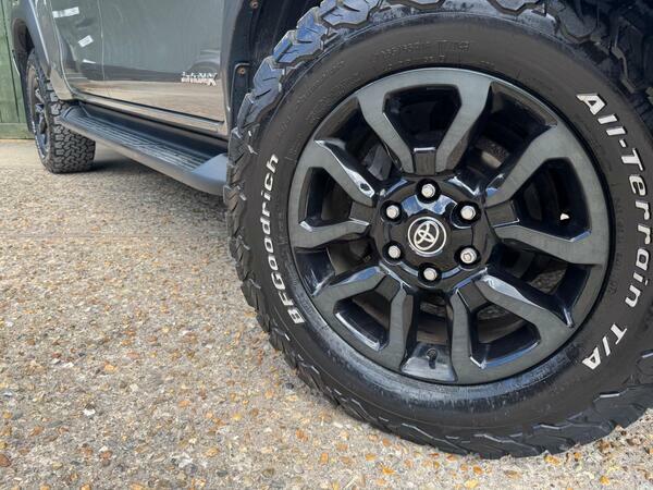 Toyota HILUX 2.4 D-4d Invincible X Double Cab Pickup 4Wd E #31
