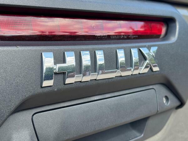 Toyota HILUX 2.4 D-4d Invincible X Double Cab Pickup 4Wd E #48