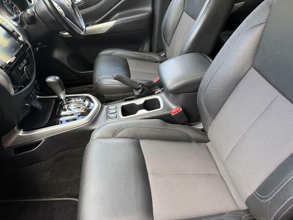 Nissan Navara 2.3L Tekna Grey #13