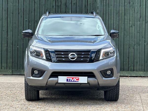 Nissan Navara 2.3 Dci N-guard Pickup Double Cab Grey #3